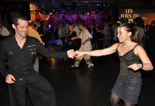 min 2008 11 08 fous swing 384